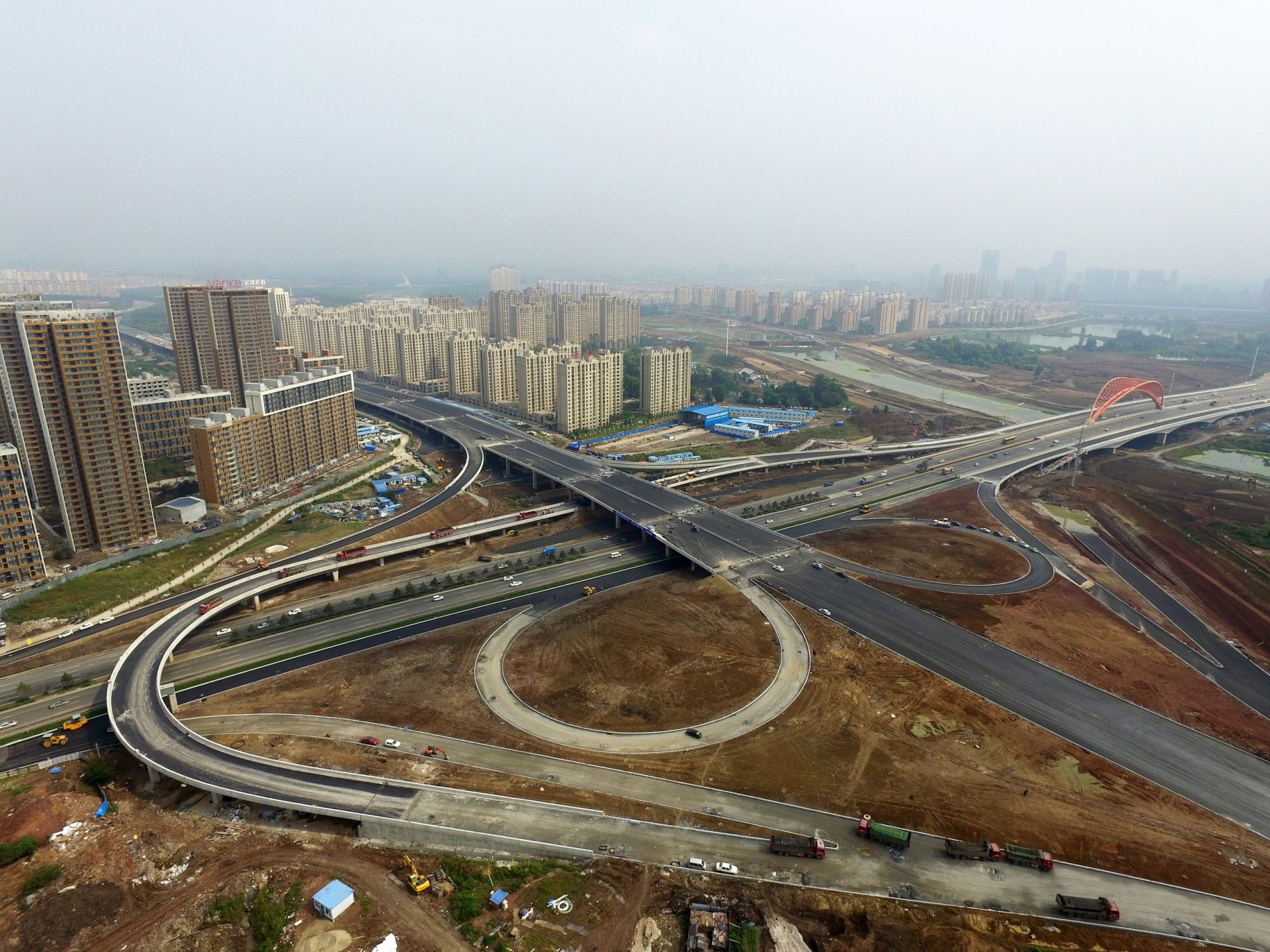 《亞泰大街與南四環(huán)路立交橋工程》3 《亞泰大街與南四環(huán)路立交橋工程》3